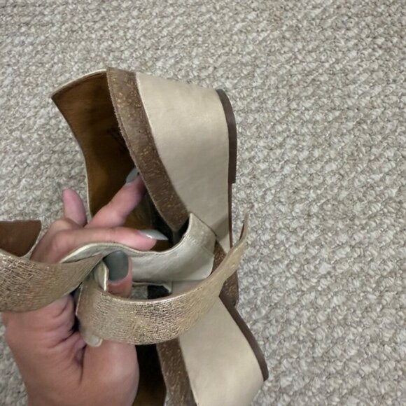 Sofft Wedge Sandals Size 10 Strappy Leather Comfort Shoes brown - Picture 12 of 12